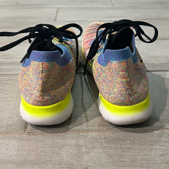 Women’s Nike Free - Picture 4 of 6